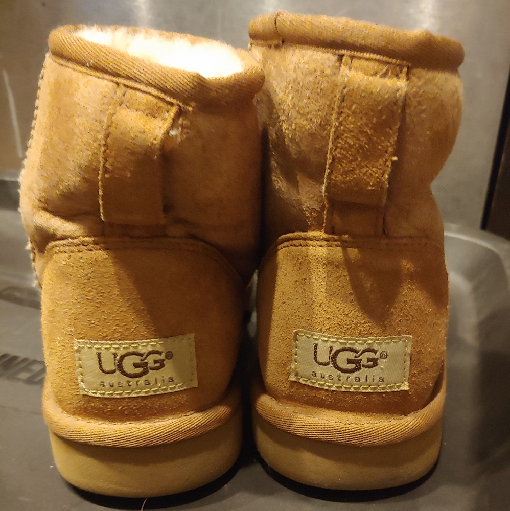 Uggs size 6
